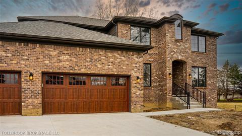 1841 Latimer Dr, Troy, MI 48083 photo 1