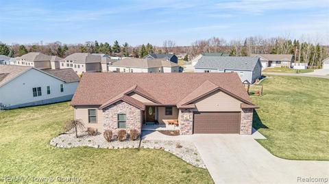 6204 Boulder Dr, Flushing, MI 48433 photo 1