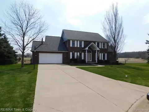 3366 Ambleside Dr, Flushing, MI 48433 photo 1