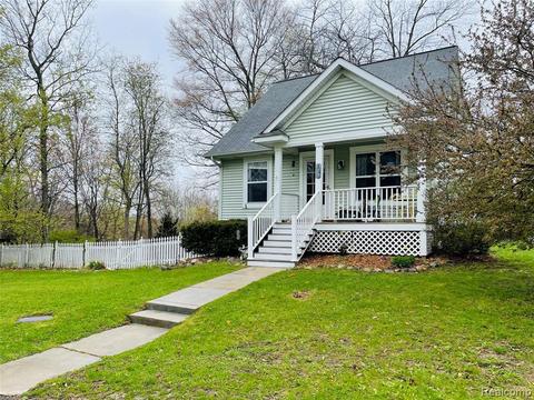 414 Springwell Ln, Howell, MI 48843 photo 1
