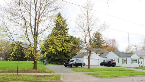 505 Pine St, Clio, MI 48420 photo 1