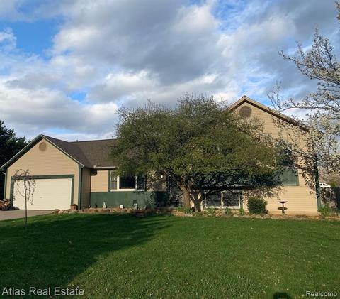 8011 Rose Ln Goodrich Mi 48438 29 Photos Mls 2210026622 Movoto