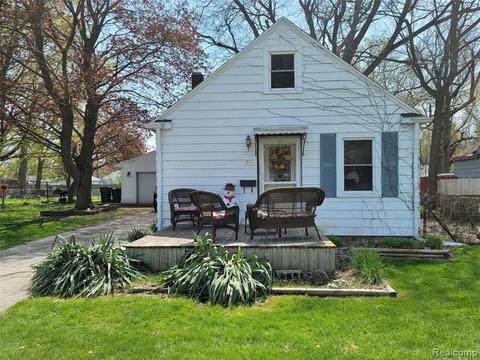 312 Everettdale Ave, Lansing, MI 48910 photo 1