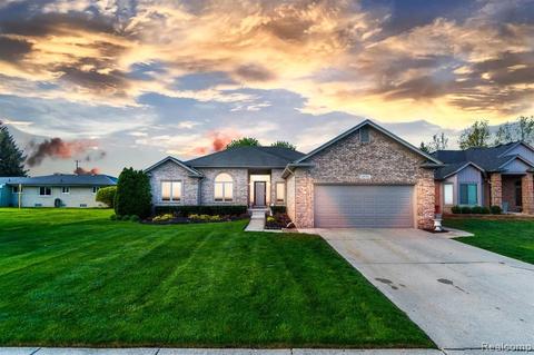 19770 Fairbrook Dr, Macomb, MI 48044 photo 1