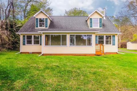9298 Stone, Clay, MI 48001 photo 1