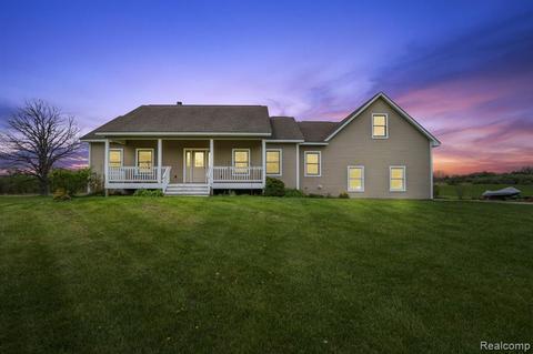 5138 Pingree Rd, Howell, MI 48843 photo 1