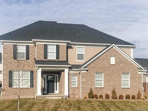 118 Beddingham Ct, Saline, MI 48176 photo 1
