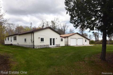 545 S Mackinaw Rd, Au Gres, MI 48703 photo 1