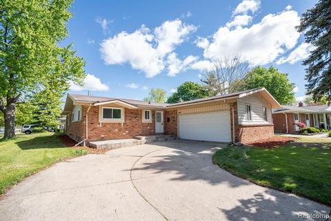 2192 Eva Dr, Troy, MI 48083 photo 1