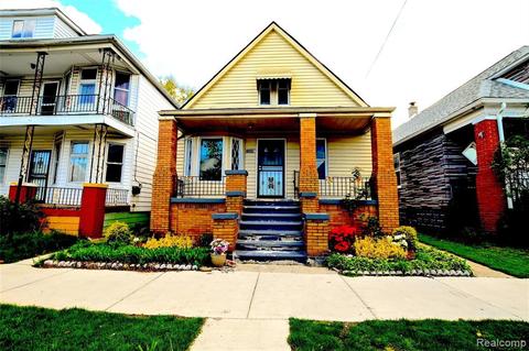 11379 Sobieski St, Hamtramck, MI 48212 photo 1