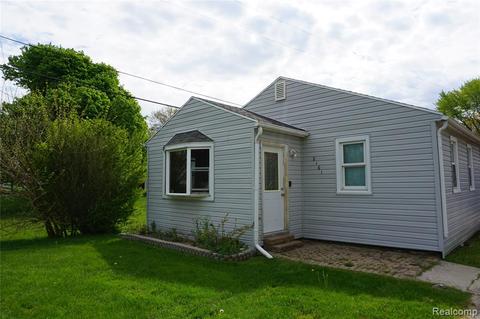 2101 Spaulding Rd Dr E, Monroe, MI 48162 photo 1