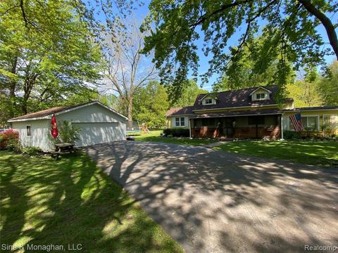 9099 Field Rd W, Clay, MI 48001 photo 1