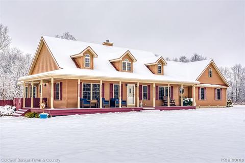 2724 Miller Rd, Bancroft, MI 48414 photo 1