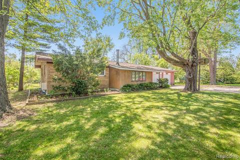 7485 Beecher Rd, Flint, MI 48532 photo 1
