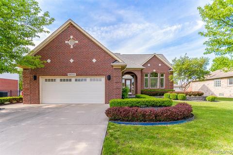 22501 Brantingham Rd, Macomb, MI 48044 photo 1