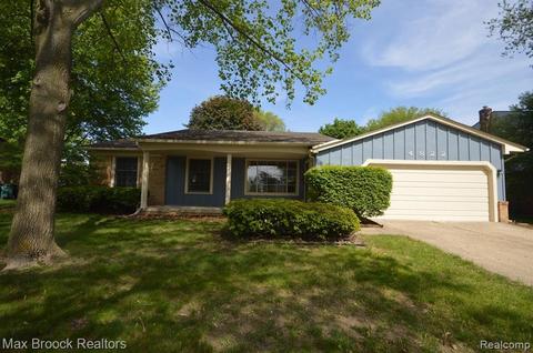 4822 Stoddard Dr, Troy, MI 48085 photo 1