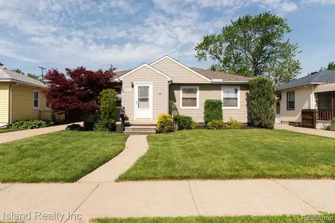 17078 Reno St, Riverview, MI 48193 photo 1
