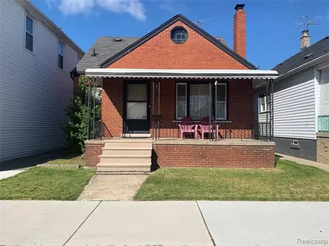 12007 Sobieski St, Hamtramck, MI 48212 photo 1