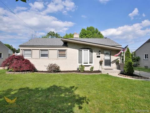 31400 Artesian Dr, Warren, MI 48092 photo 1