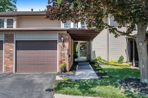 529 Oakbrook Cir, Flushing, MI 48433 photo 1