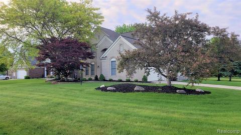 811 Wembley Ct, Monroe, MI 48161 photo 1