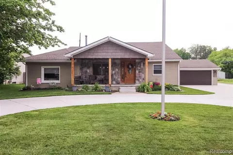 2595 E Wattles Rd, Troy, MI 48085 photo 1