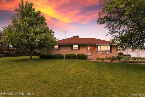 9500 Grafton Rd, Carleton, MI 48117 photo 1