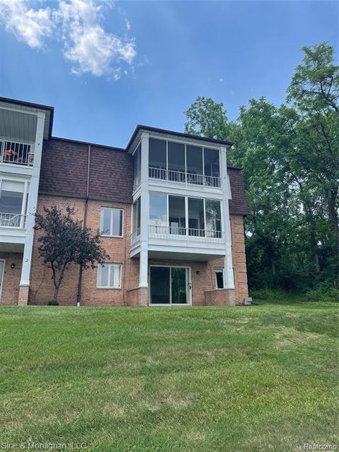 1935 River Rd UNIT 1, St. Clair, MI 48079 photo 1