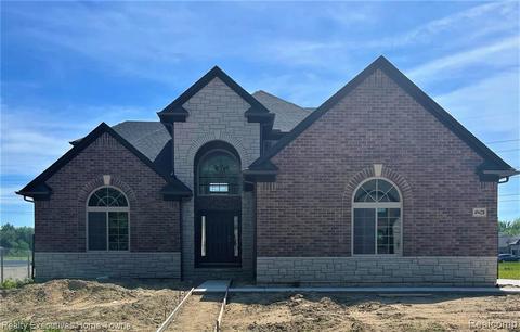 49428 Tigris Dr, Macomb, MI 48044 photo 1