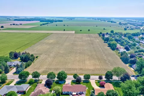 5000 Frank Rd, Frankenmuth, MI 48734