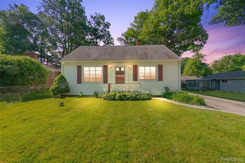 1083 Ronald St, Flint, MI 48507 photo 1
