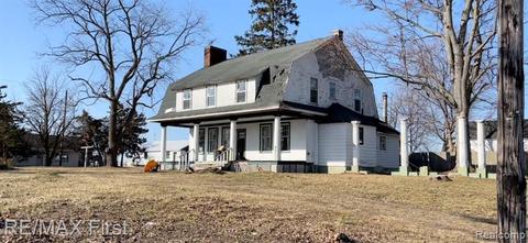 8447 Wildcat Rd, Jeddo, MI 48032 photo 1