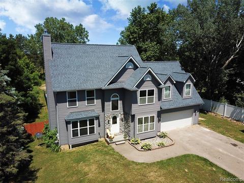 7393 E Carpenter Rd, Davison, MI 48423 photo 1