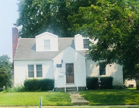 516 Adams St, St. Clair, MI 48079 photo 1