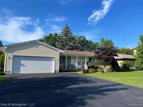 1935 Vine St, St. Clair, MI 48079 photo 1