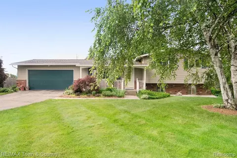 9143 Potter Rd, Flushing, MI 48433 photo 1