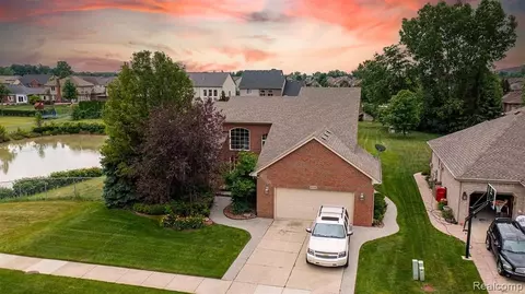 21506 Vesper Dr, Macomb, MI 48044 photo 1
