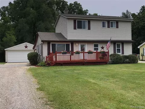 38915 Wade Rd, Romulus, MI 48174 photo 1