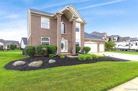 21702 Hayden Ct, Macomb, MI 48044 photo 1
