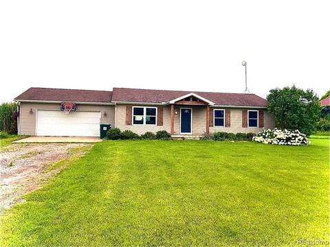 4540 Beard Rd, Byron, MI 48418 photo 1