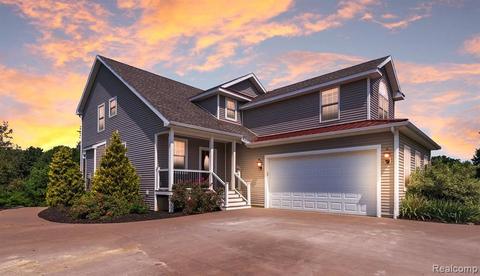 1039 E Davis Rd, Howell, MI 48843 photo 1