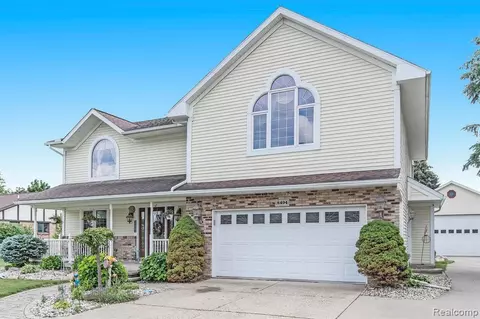 8494 E Lippincott Blvd, Davison, MI 48423 photo 1