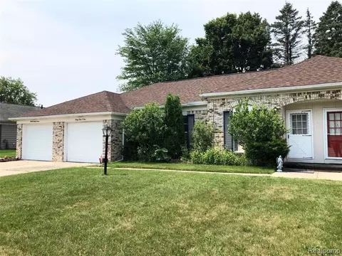 3101 Vineyard Ln, Flushing, MI 48433 photo 1