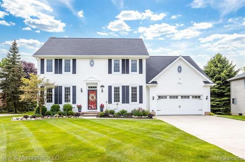 1008 Highland Dr, St. Clair, MI 48079 photo 1