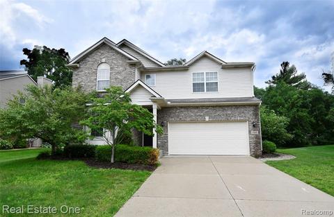 3202 Everett Dr, Rochester Hills, MI 48307 photo 1