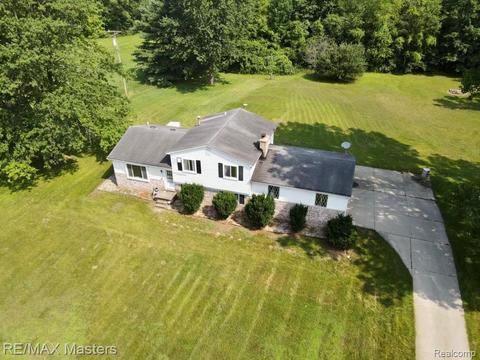 9819 Judd Rd, Willis, MI 48191 photo 1