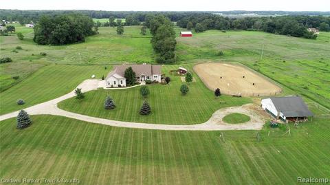 6400 Dutcher Rd, Howell, MI 48843 photo 1