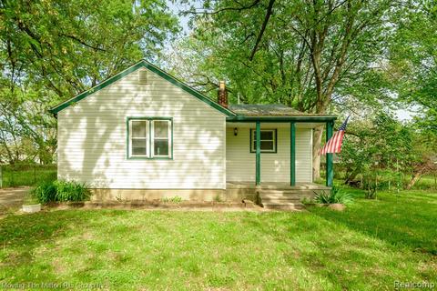 7161 Burton St, Romulus, MI 48174 photo 1