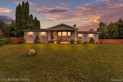 12059 Potter Rd, Davison, MI 48423 photo 1