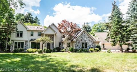 4125 Curtis Rd, Leonard, MI 48367 photo 1